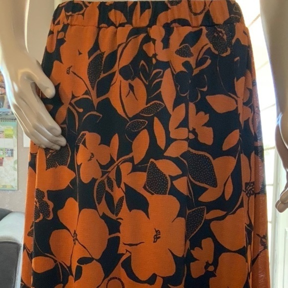 Susan Graver women’s skirt - Picture 1 of 4